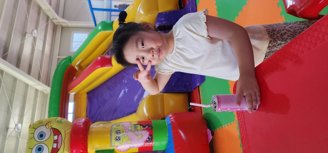 https://image.mom-mom.net/eyJidWNrZXQiOiJtb21tb20tbW9tc3RvdWNoIiwia2V5IjoicGxhY2VzLzY1YThkZmI3NjExODNmMzVlMTk0NGZiYy5qcGciLCJlZGl0cyI6eyJyZXNpemUiOnsid2lkdGgiOjUwMCwiaGVpZ2h0IjoyMzN9fX0=