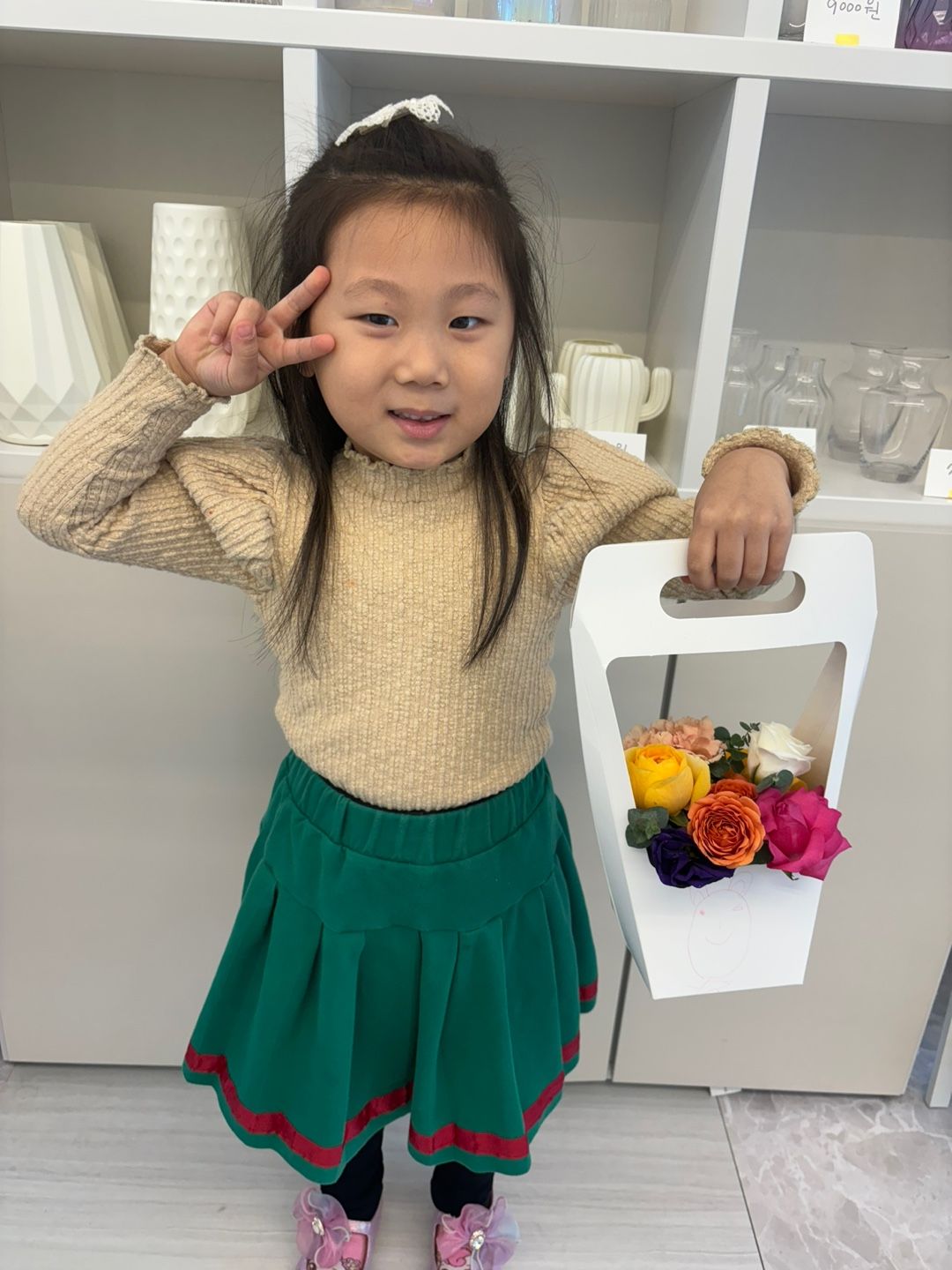 https://image.mom-mom.net/eyJidWNrZXQiOiJtb21tb20tbW9tc3RvdWNoIiwia2V5IjoicGxhY2VzLzY1ZGRlOGJiNGY0YzE0MjYzYzg4ODRjZi5qcGciLCJlZGl0cyI6eyJyZXNpemUiOnsid2lkdGgiOjM3NSwiaGVpZ2h0Ijo1MDB9fX0=