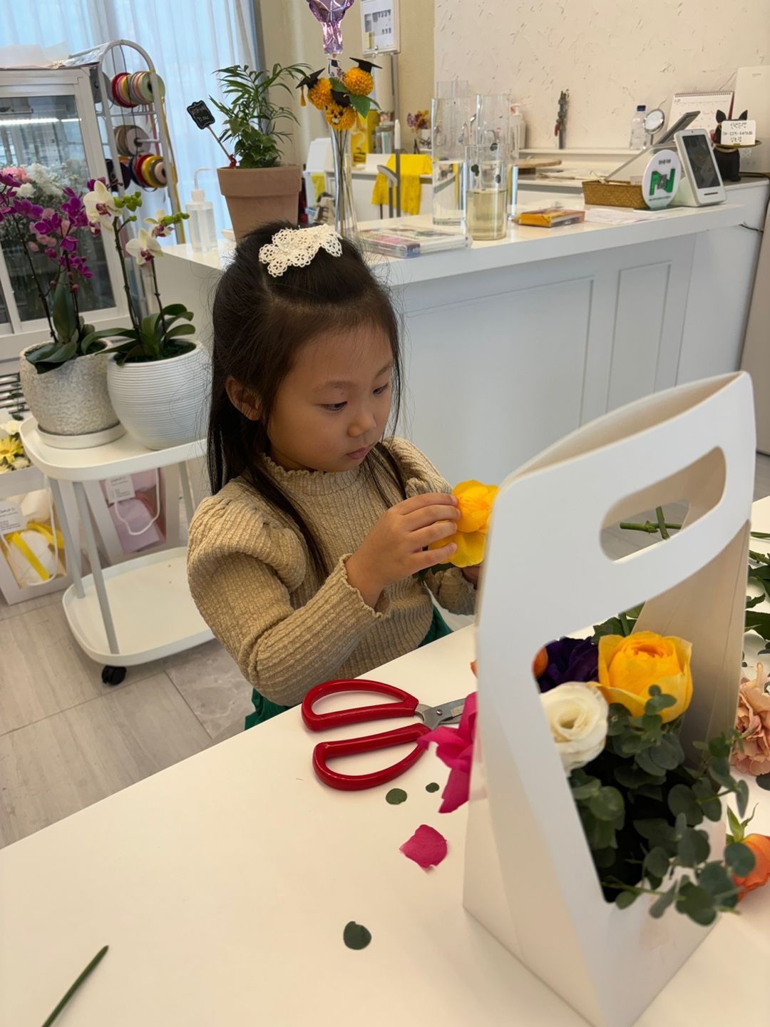https://image.mom-mom.net/eyJidWNrZXQiOiJtb21tb20tbW9tc3RvdWNoIiwia2V5IjoicGxhY2VzLzY1ZGRlOGJiNzkxOGQwYzBiOGNjMTBjNC5qcGciLCJlZGl0cyI6eyJyZXNpemUiOnsid2lkdGgiOjM3NSwiaGVpZ2h0Ijo1MDB9fX0=