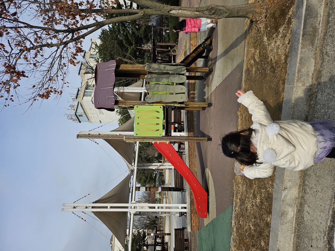 https://image.mom-mom.net/eyJidWNrZXQiOiJtb21tb20tbW9tc3RvdWNoIiwia2V5IjoicGxhY2VzLzY1ZWVmYjgzYzM4YTkxZDg3NTAwN2U1Yy5qcGciLCJlZGl0cyI6eyJyZXNpemUiOnsid2lkdGgiOjUwMCwiaGVpZ2h0IjozNzV9fX0=