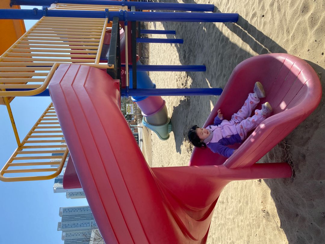https://image.mom-mom.net/eyJidWNrZXQiOiJtb21tb20tbW9tc3RvdWNoIiwia2V5IjoicGxhY2VzLzY1ZmZhYjUzMjEzYTc3MzEzYTBiMmIxZi5qcGVnIiwiZWRpdHMiOnsicmVzaXplIjp7IndpZHRoIjo1MDAsImhlaWdodCI6Mzc1fX19