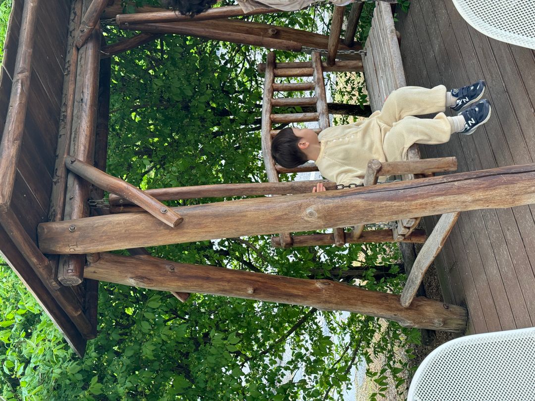 https://image.mom-mom.net/eyJidWNrZXQiOiJtb21tb20tbW9tc3RvdWNoIiwia2V5IjoicGxhY2VzLzY2NDMwNTUxNDI1NmQwZWZhNDc1OGY3Mi5qcGVnIiwiZWRpdHMiOnsicmVzaXplIjp7IndpZHRoIjo1MDAsImhlaWdodCI6Mzc1fX19