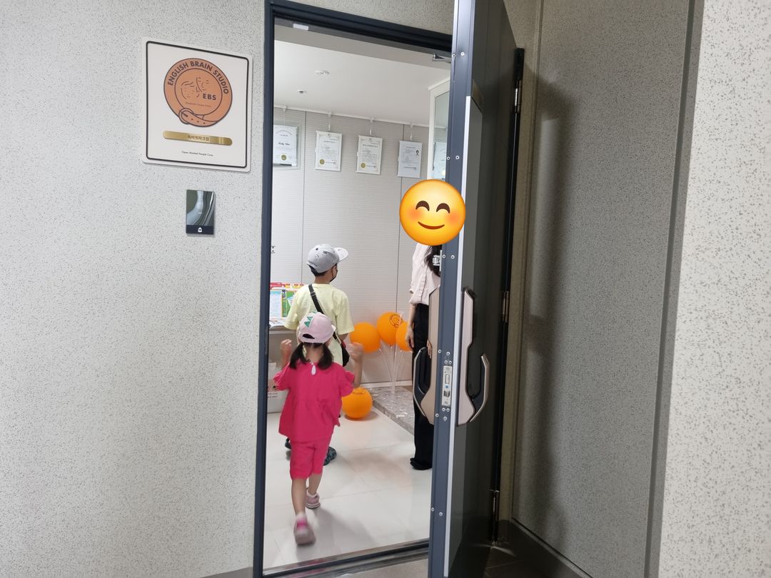 https://image.mom-mom.net/eyJidWNrZXQiOiJtb21tb20tbW9tc3RvdWNoIiwia2V5IjoicGxhY2VzLzY2NGIwMDlmYWQxMjVjMzk5N2JkMTRmOC5qcGciLCJlZGl0cyI6eyJyZXNpemUiOnsid2lkdGgiOjUwMCwiaGVpZ2h0IjozNzV9fX0=