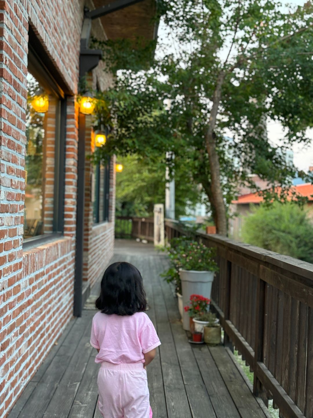 https://image.mom-mom.net/eyJidWNrZXQiOiJtb21tb20tbW9tc3RvdWNoIiwia2V5IjoicGxhY2VzLzY2OTExMDVhNjFjMzBkNjVmNmQzNjFlZi5qcGVnIiwiZWRpdHMiOnsicmVzaXplIjp7IndpZHRoIjoxMDgwLCJ3aXRob3V0RW5sYXJnZW1lbnQiOnRydWV9fX0=