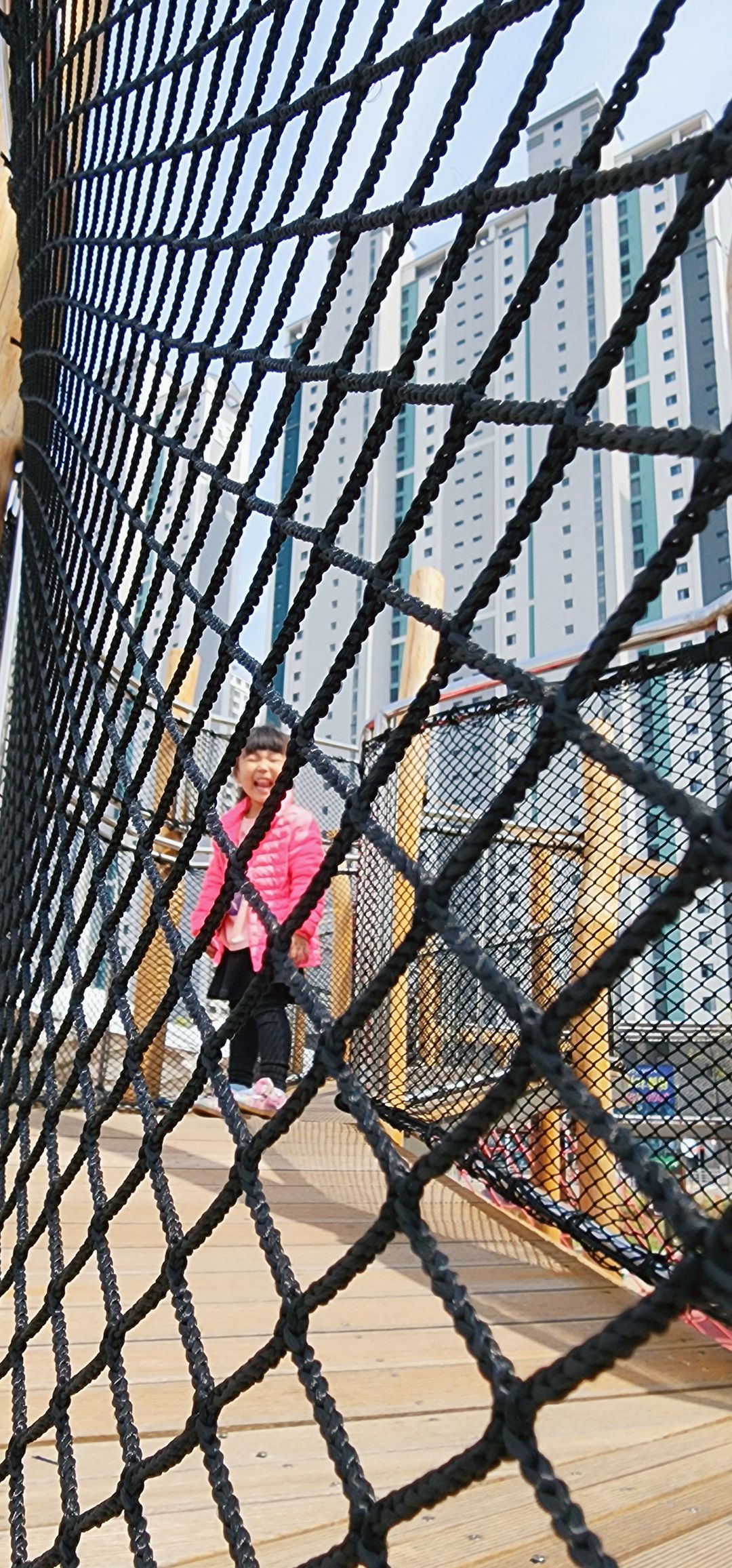 https://image.mom-mom.net/eyJidWNrZXQiOiJtb21tb20tbW9tc3RvdWNoIiwia2V5IjoicGxhY2VzLzY2MWJkZjMxOTlmYjZjZGViZmM4NGQ1Yi5qcGciLCJlZGl0cyI6eyJyZXNpemUiOnsid2lkdGgiOjIzMywiaGVpZ2h0Ijo1MDB9fX0=
