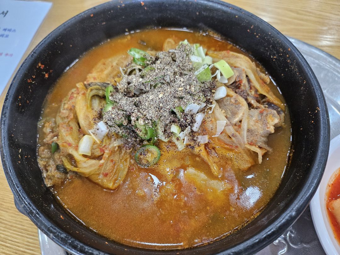 옹다래감자탕뼈찜&찜닭 교하점