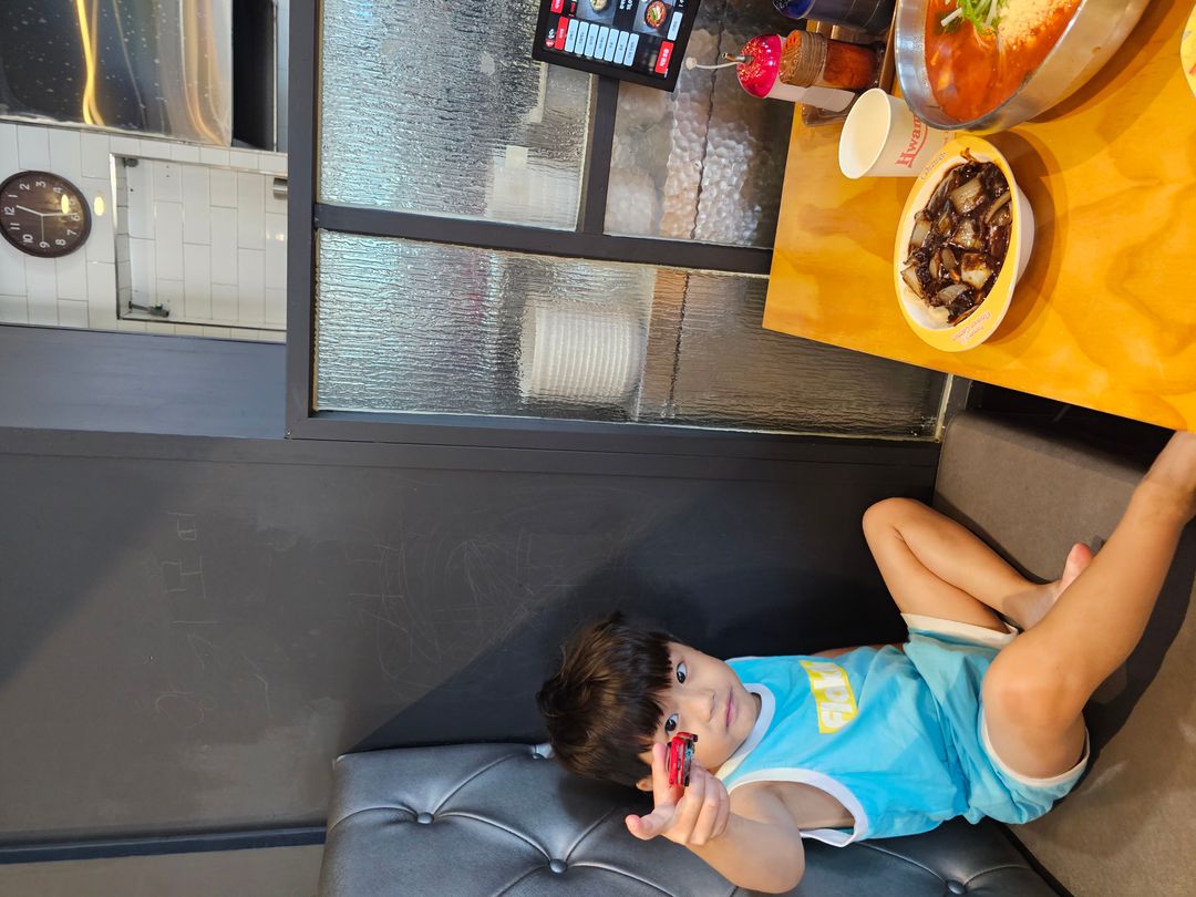 https://image.mom-mom.net/eyJidWNrZXQiOiJtb21tb20tbW9tc3RvdWNoIiwia2V5IjoicGxhY2VzLzY2YWYwNWU5NTE4YWM2OGYwZTI5NjkyNS5qcGciLCJlZGl0cyI6eyJyZXNpemUiOnsid2lkdGgiOjUwMCwiaGVpZ2h0IjozNzV9fX0=