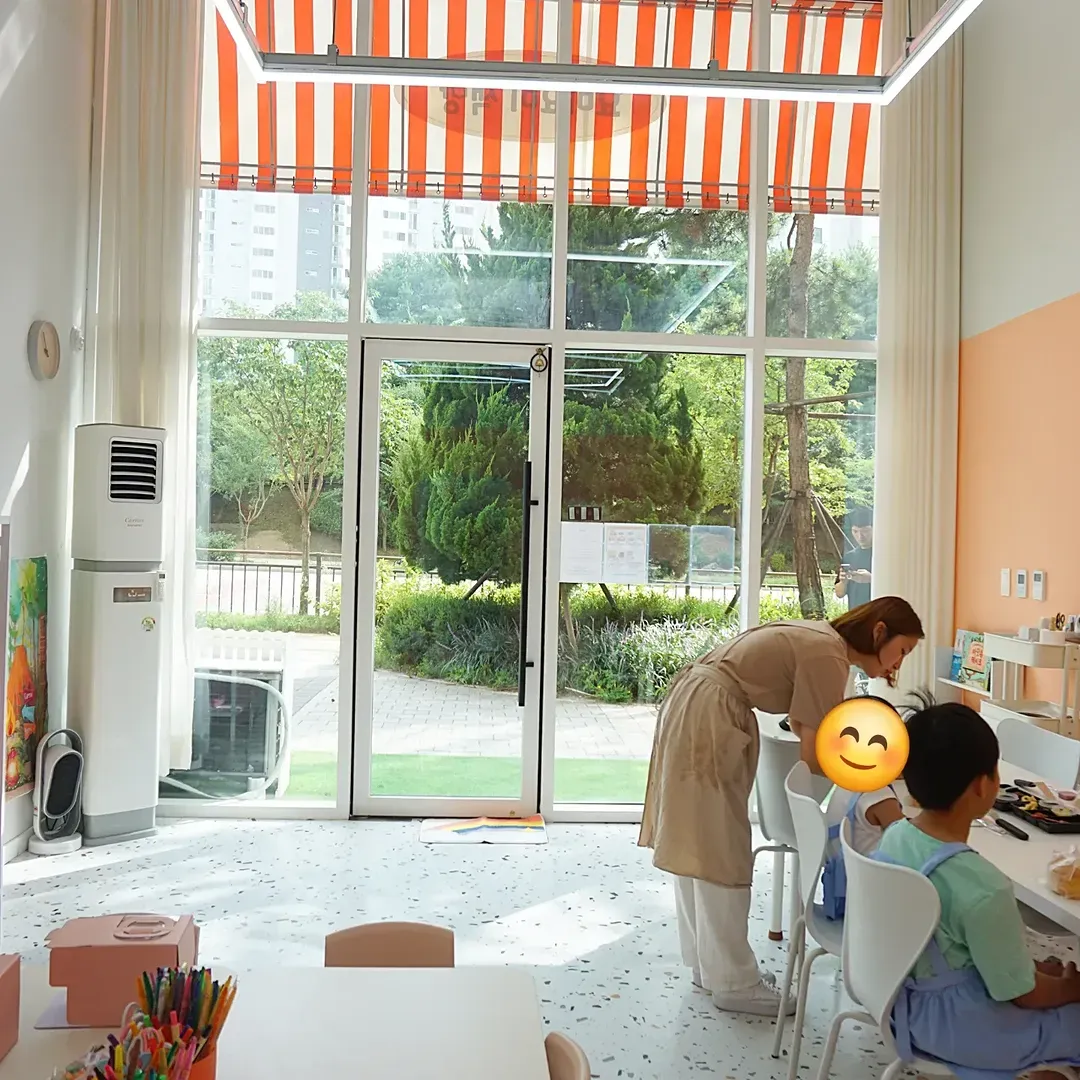 https://image.mom-mom.net/eyJidWNrZXQiOiJtb21tb20tbW9tc3RvdWNoIiwia2V5IjoicGxhY2VzLzY2YzQzMzkwZDdiNjdhMGQ1ODE2NTlkNi5qcGciLCJlZGl0cyI6eyJyZXNpemUiOnsid2lkdGgiOjUwMCwiaGVpZ2h0Ijo1MDB9fX0=