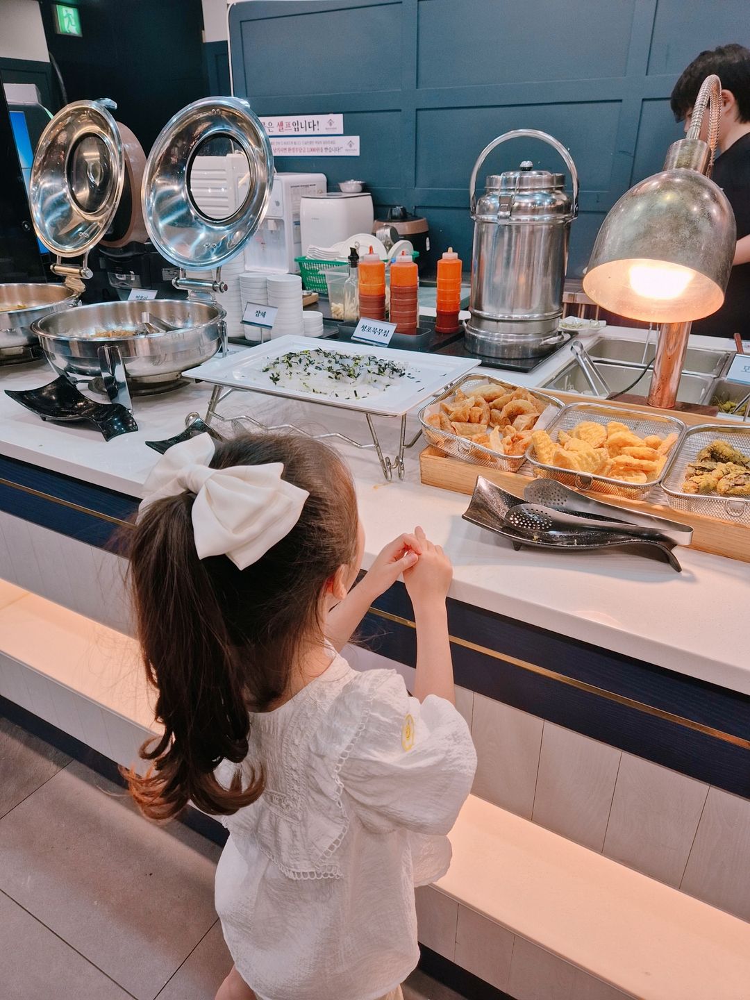 https://image.mom-mom.net/eyJidWNrZXQiOiJtb21tb20tbW9tc3RvdWNoIiwia2V5IjoicGxhY2VzLzY2ZDY0ZGZhOTBmY2IxM2QwYTljZDcwZC5qcGciLCJlZGl0cyI6eyJyZXNpemUiOnsid2lkdGgiOjM3NSwiaGVpZ2h0Ijo1MDB9fX0=
