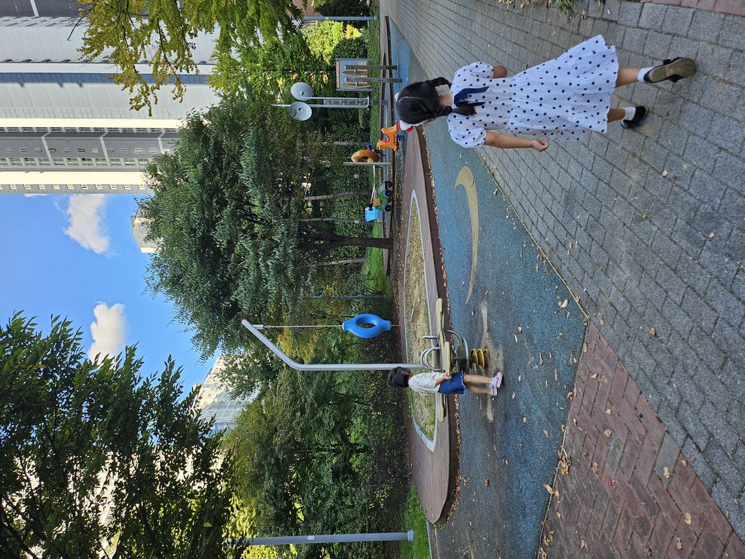 https://image.mom-mom.net/eyJidWNrZXQiOiJtb21tb20tbW9tc3RvdWNoIiwia2V5IjoicGxhY2VzLzY2Zjk1ZjU2MWY2YWEzZjQwMjdiMTYzZS5qcGciLCJlZGl0cyI6eyJyZXNpemUiOnsid2lkdGgiOjUwMCwiaGVpZ2h0IjozNzV9fX0=