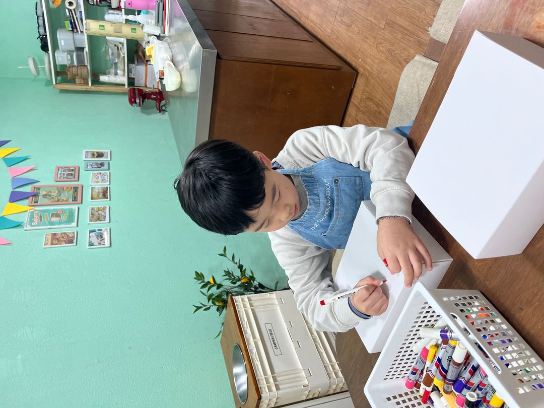 https://image.mom-mom.net/eyJidWNrZXQiOiJtb21tb20tbW9tc3RvdWNoIiwia2V5IjoicGxhY2VzLzY3NDMwNzU3NmIzNDU1ODdjOWU4MTY0Ny5qcGVnIiwiZWRpdHMiOnsicmVzaXplIjp7IndpZHRoIjo1MDAsImhlaWdodCI6Mzc1fX19