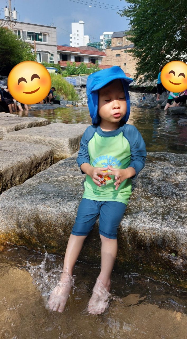 https://image.mom-mom.net/eyJidWNrZXQiOiJtb21tb20tbW9tc3RvdWNoIiwia2V5IjoicGxhY2VzLzY3NDlmNjcwMDVlYjYyZDFlNmEyNzIzYS5qcGciLCJlZGl0cyI6eyJyZXNpemUiOnsid2lkdGgiOjI3NiwiaGVpZ2h0Ijo1MDB9fX0=