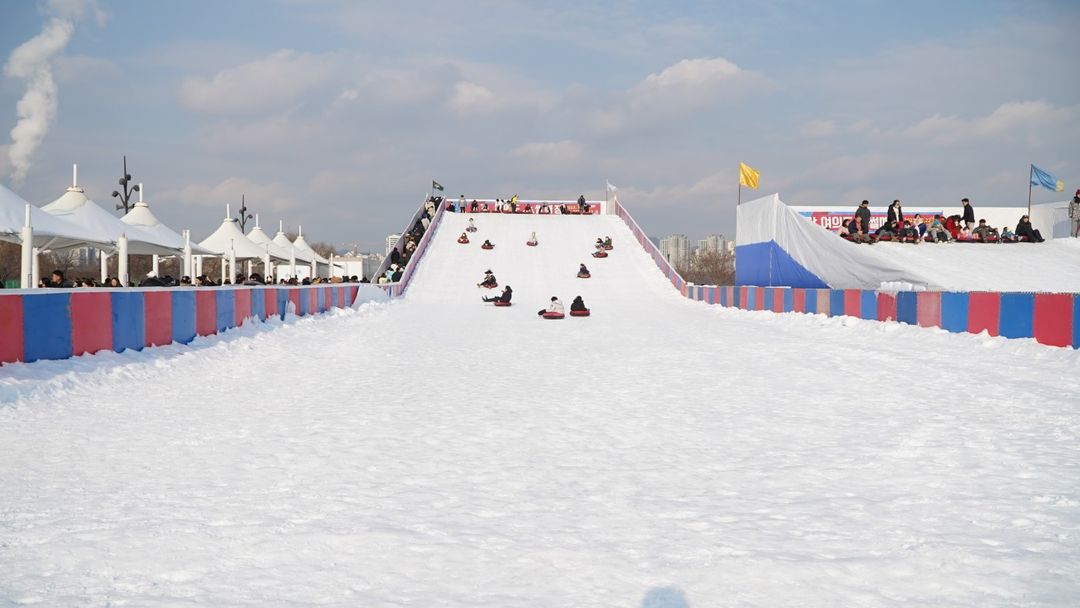 여의도한강공원 눈썰매장(~26/02/18)