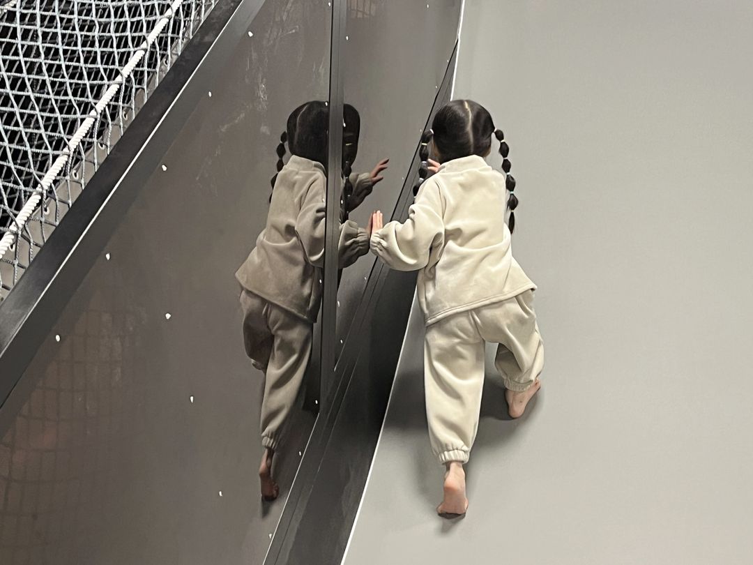 https://image.mom-mom.net/eyJidWNrZXQiOiJtb21tb20tbW9tc3RvdWNoIiwia2V5IjoicGxhY2VzLzY3NjU2Nzc0ZDczYTIwNWJlOTBjNWY4ZC5qcGVnIiwiZWRpdHMiOnsicmVzaXplIjp7IndpZHRoIjo1MDAsImhlaWdodCI6Mzc1fX19