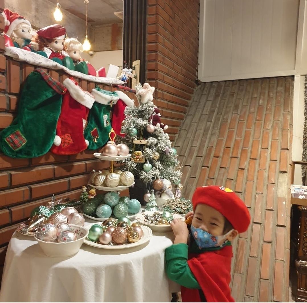 https://image.mom-mom.net/eyJidWNrZXQiOiJtb21tb20tbW9tc3RvdWNoIiwia2V5IjoicGxhY2VzLzY3NzhiYzRlNmYyZmFhOGVlNzhjZjkxZS5qcGciLCJlZGl0cyI6eyJyZXNpemUiOnsid2lkdGgiOjUwMCwiaGVpZ2h0Ijo0OTN9fX0=
