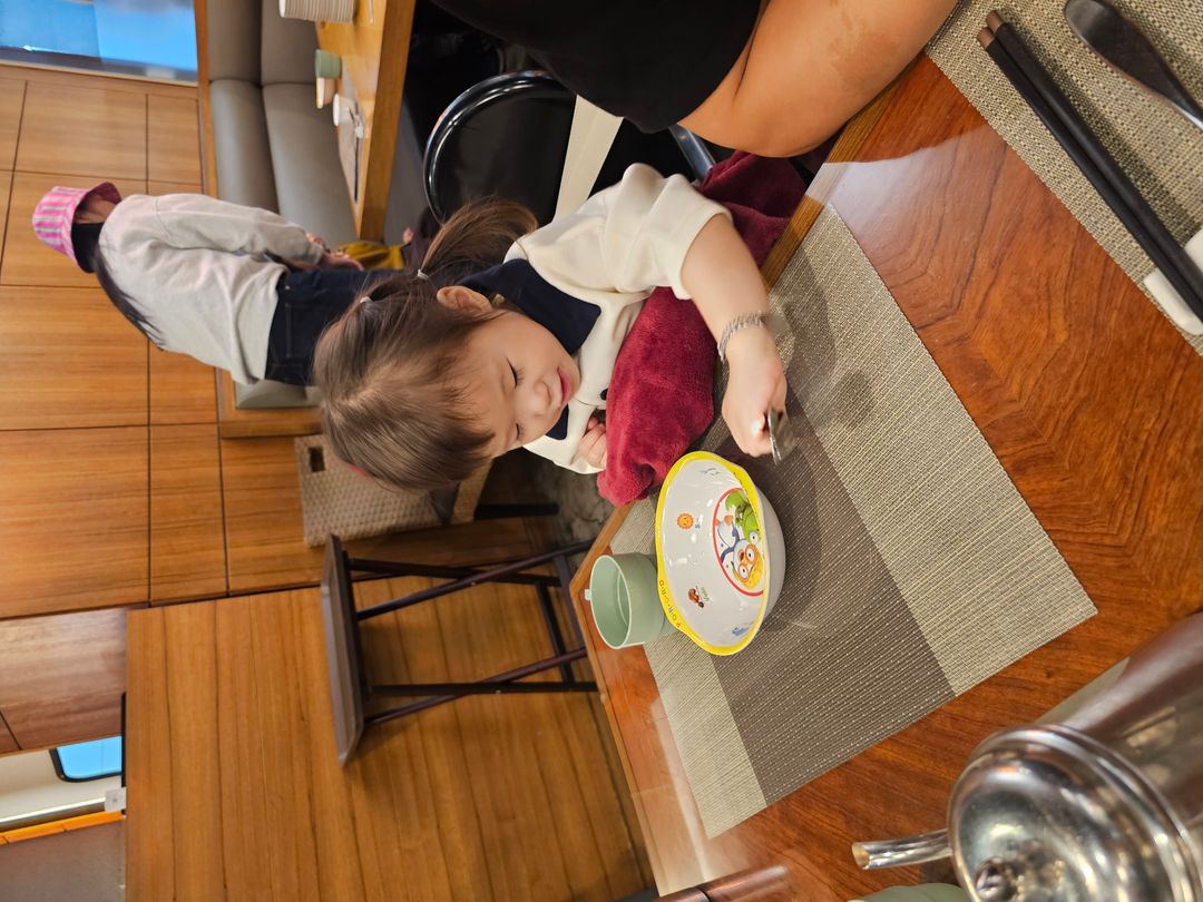 https://image.mom-mom.net/eyJidWNrZXQiOiJtb21tb20tbW9tc3RvdWNoIiwia2V5IjoicGxhY2VzLzY3MDEyYzg2NDdlMjI5NmE5YjUyYmYzMS5qcGciLCJlZGl0cyI6eyJyZXNpemUiOnsid2lkdGgiOjUwMCwiaGVpZ2h0IjozNzV9fX0=