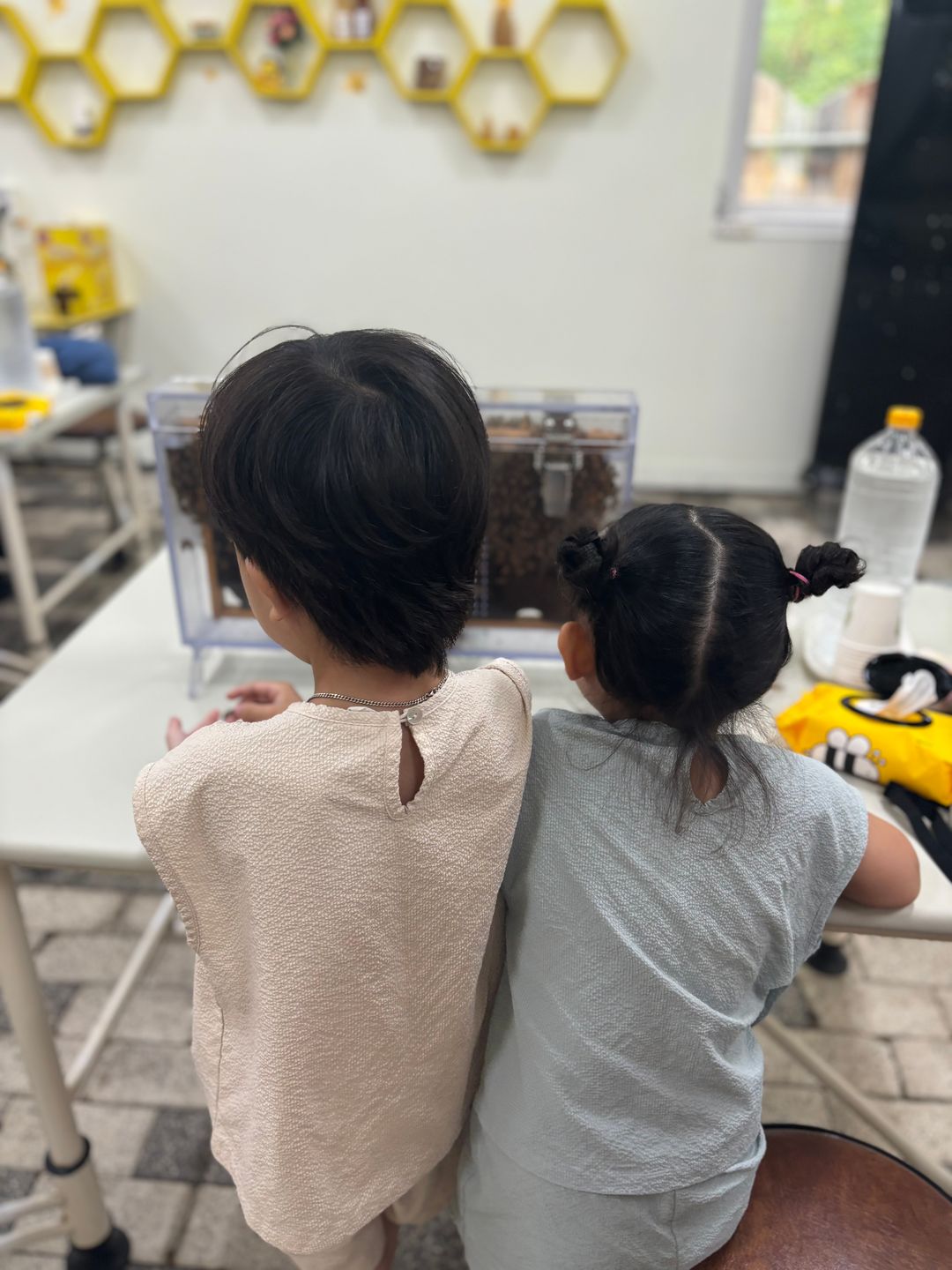 https://image.mom-mom.net/eyJidWNrZXQiOiJtb21tb20tbW9tc3RvdWNoIiwia2V5IjoicGxhY2VzLzY3MmExNjgyZmM1ZWU5MDk5NDVkYmYxMi5qcGVnIiwiZWRpdHMiOnsicmVzaXplIjp7IndpZHRoIjozNzUsImhlaWdodCI6NTAwfX19