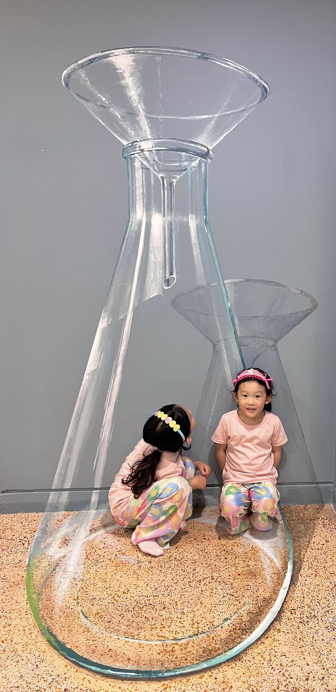 https://image.mom-mom.net/eyJidWNrZXQiOiJtb21tb20tbW9tc3RvdWNoIiwia2V5IjoicGxhY2VzLzY3MmIxN2JiOTFlNDgzNzYyOWRjNzZjMC5qcGVnIiwiZWRpdHMiOnsicmVzaXplIjp7IndpZHRoIjoyNDIsImhlaWdodCI6NTAwfX19