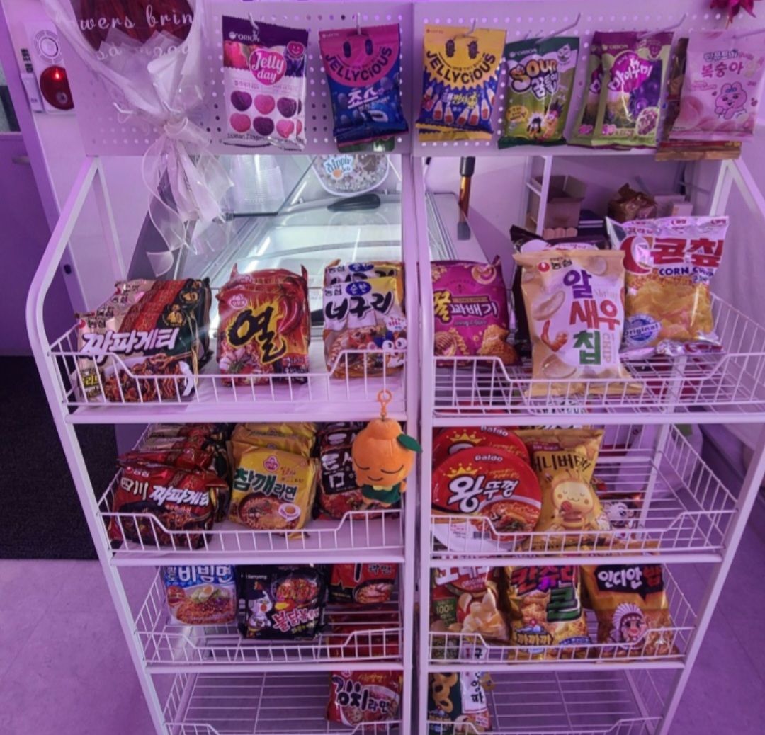 https://image.mom-mom.net/eyJidWNrZXQiOiJtb21tb20tbW9tc3RvdWNoIiwia2V5IjoicGxhY2VzLzY3M2IzY2Q3NDJmMTI1OGUwMTFkOWFhZC5qcGciLCJlZGl0cyI6eyJyZXNpemUiOnsid2lkdGgiOjUwMCwiaGVpZ2h0Ijo0ODB9fX0=