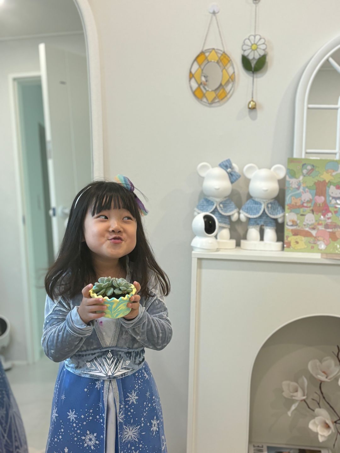 https://image.mom-mom.net/eyJidWNrZXQiOiJtb21tb20tbW9tc3RvdWNoIiwia2V5IjoicGxhY2VzLzY3ZGNmM2Q0OGI5ZjI1ZDkzNzc3OWY5ZC5qcGVnIiwiZWRpdHMiOnsicmVzaXplIjp7IndpZHRoIjozNzUsImhlaWdodCI6NTAwfX19