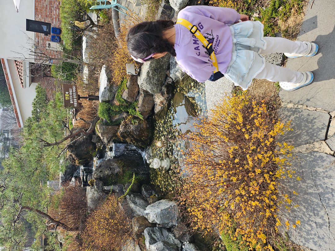 https://image.mom-mom.net/eyJidWNrZXQiOiJtb21tb20tbW9tc3RvdWNoIiwia2V5IjoicGxhY2VzLzY3Zjg0YzdlYWE5NTc4NWZlM2Q2ZDdjMi5qcGciLCJlZGl0cyI6eyJyZXNpemUiOnsid2lkdGgiOjUwMCwiaGVpZ2h0IjozNzV9fX0=