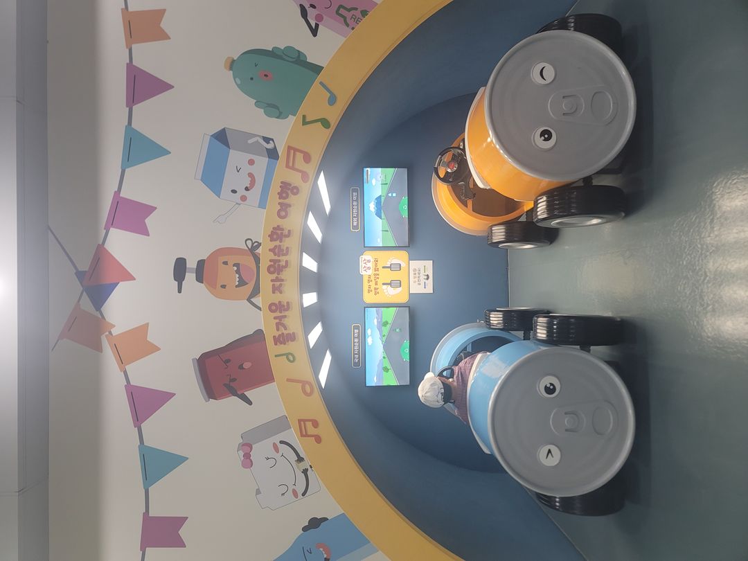 https://image.mom-mom.net/eyJidWNrZXQiOiJtb21tb20tbW9tc3RvdWNoIiwia2V5IjoicGxhY2VzLzY3ZmM2MjI1NDhiMjJkMjMyMGNhNjcyYi5qcGciLCJlZGl0cyI6eyJyZXNpemUiOnsid2lkdGgiOjUwMCwiaGVpZ2h0IjozNzV9fX0=
