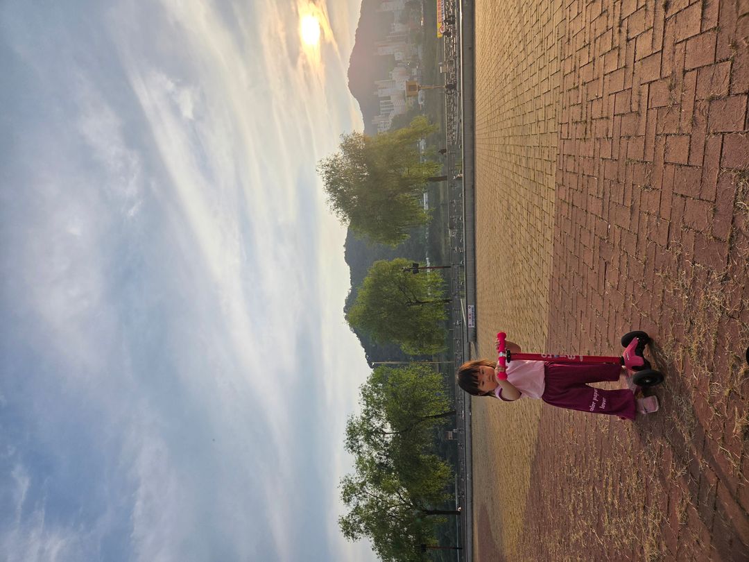 https://image.mom-mom.net/eyJidWNrZXQiOiJtb21tb20tbW9tc3RvdWNoIiwia2V5IjoicGxhY2VzLzY4NWNiNmQzNDU1ZjBhNzc0YjUwNjkxNy5qcGciLCJlZGl0cyI6eyJyZXNpemUiOnsid2lkdGgiOjUwMCwiaGVpZ2h0IjozNzV9fX0=