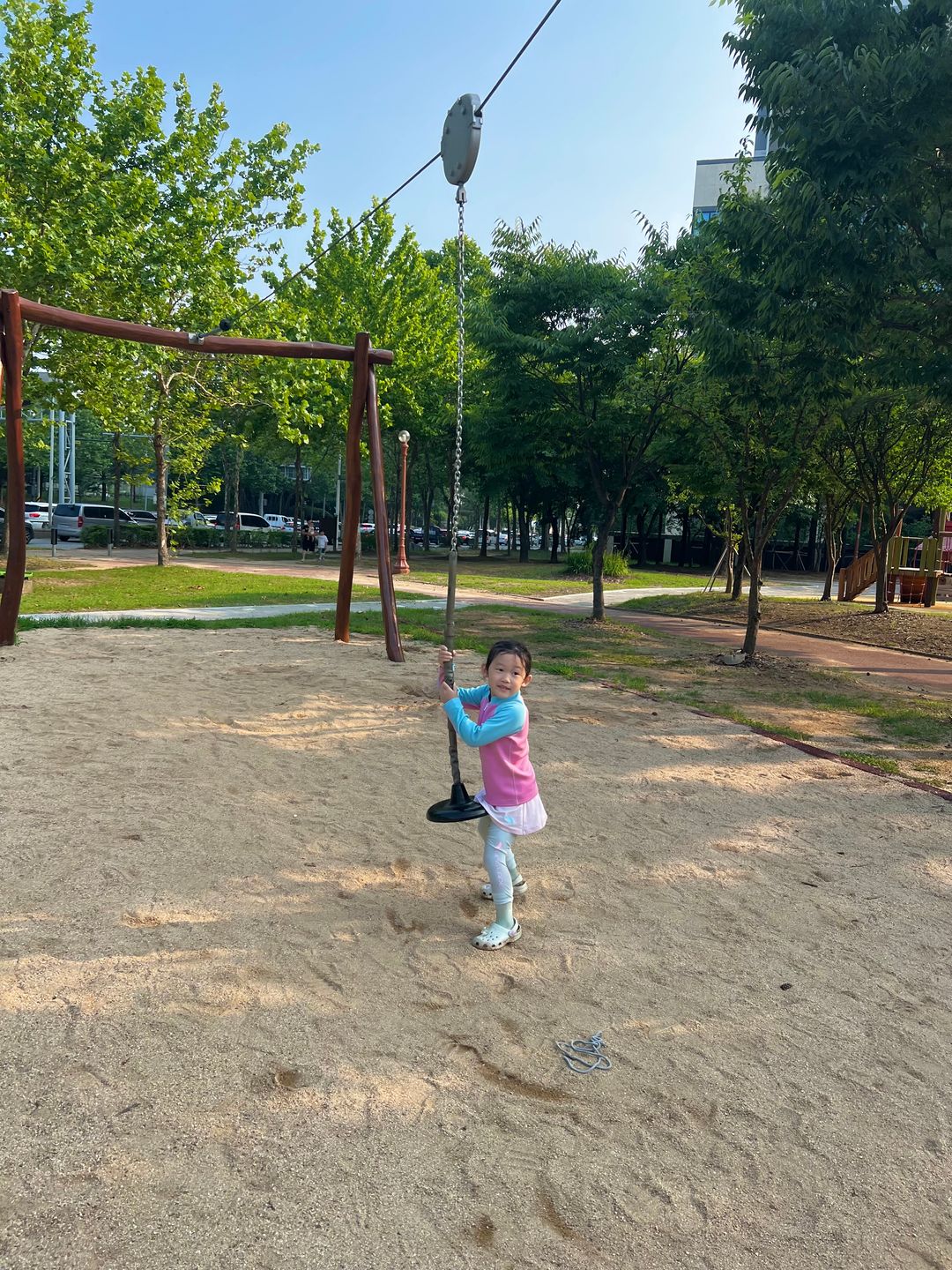 https://image.mom-mom.net/eyJidWNrZXQiOiJtb21tb20tbW9tc3RvdWNoIiwia2V5IjoicGxhY2VzLzY4NjA5ZjA5MjQ2MWMxNzYzODQ4ZjY4OC5qcGVnIiwiZWRpdHMiOnsicmVzaXplIjp7IndpZHRoIjozNzUsImhlaWdodCI6NTAwfX19