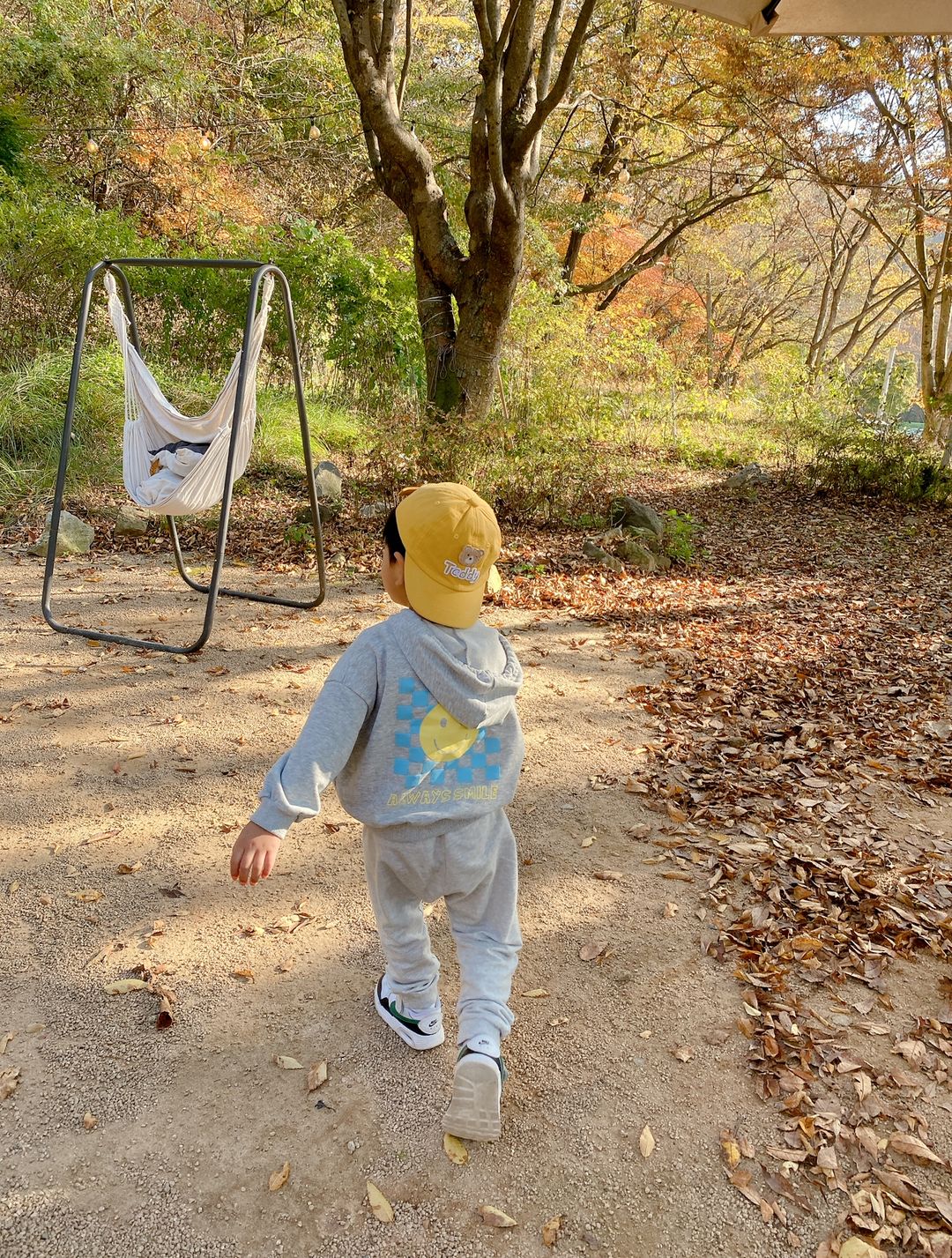 https://image.mom-mom.net/eyJidWNrZXQiOiJtb21tb20tbW9tc3RvdWNoIiwia2V5IjoicGxhY2VzLzY4NjM3OGUwYjkyZjcxMWNkODE5Y2MwMi5qcGVnIiwiZWRpdHMiOnsicmVzaXplIjp7IndpZHRoIjozNzgsImhlaWdodCI6NTAwfX19