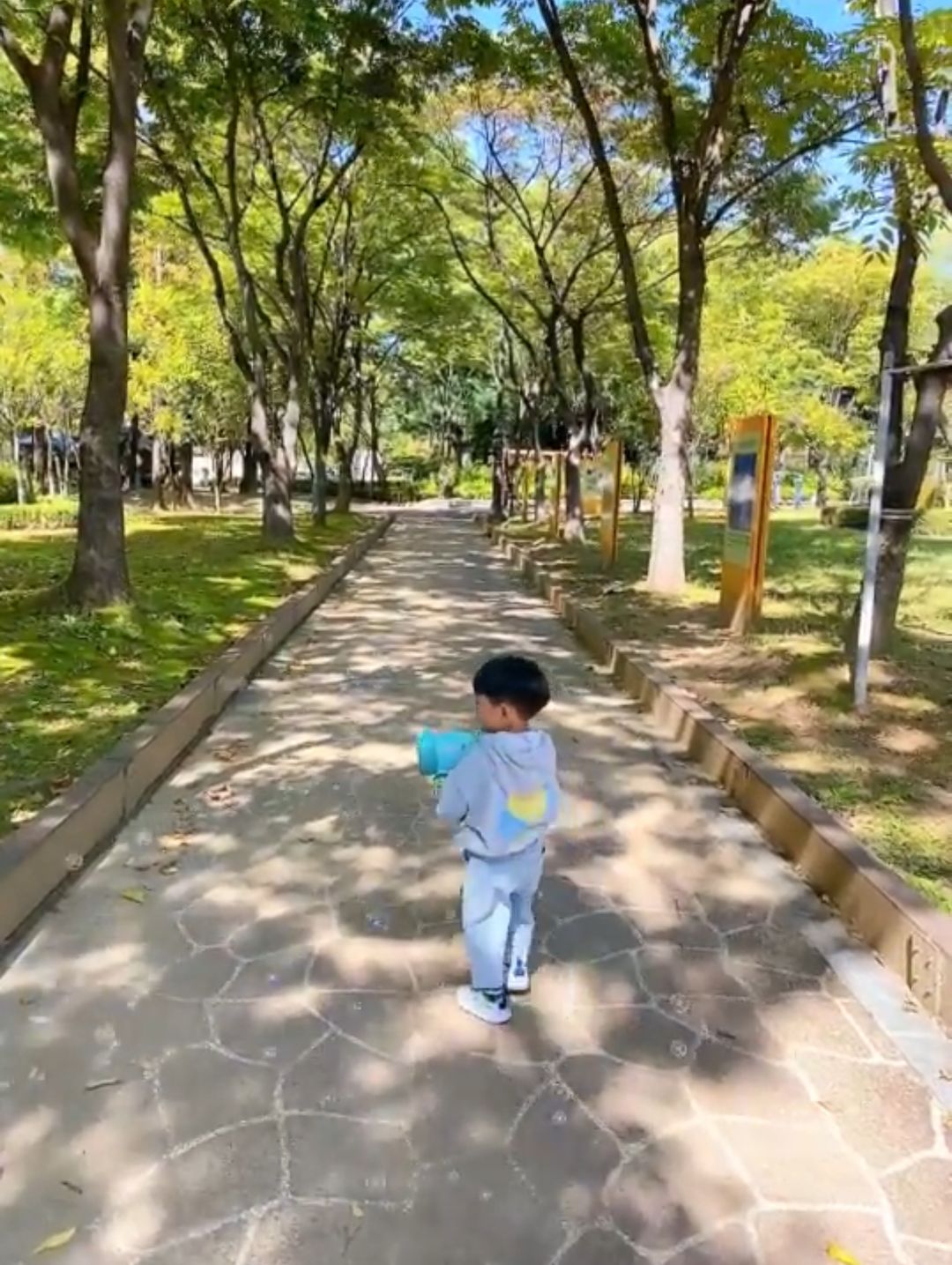 https://image.mom-mom.net/eyJidWNrZXQiOiJtb21tb20tbW9tc3RvdWNoIiwia2V5IjoicGxhY2VzLzY4NjRjOWNhZTM5MDNkYWE1YjJlNmYyYi5qcGVnIiwiZWRpdHMiOnsicmVzaXplIjp7IndpZHRoIjozNzYsImhlaWdodCI6NTAwfX19
