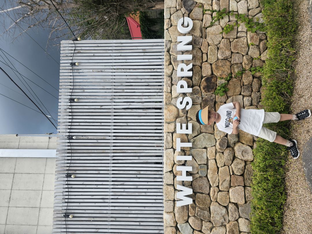 https://image.mom-mom.net/eyJidWNrZXQiOiJtb21tb20tbW9tc3RvdWNoIiwia2V5IjoicGxhY2VzLzY4NjRjYTg2YTY4YmE4NjFiNGNlOTQ2ZS5qcGciLCJlZGl0cyI6eyJyZXNpemUiOnsid2lkdGgiOjUwMCwiaGVpZ2h0IjozNzV9fX0=