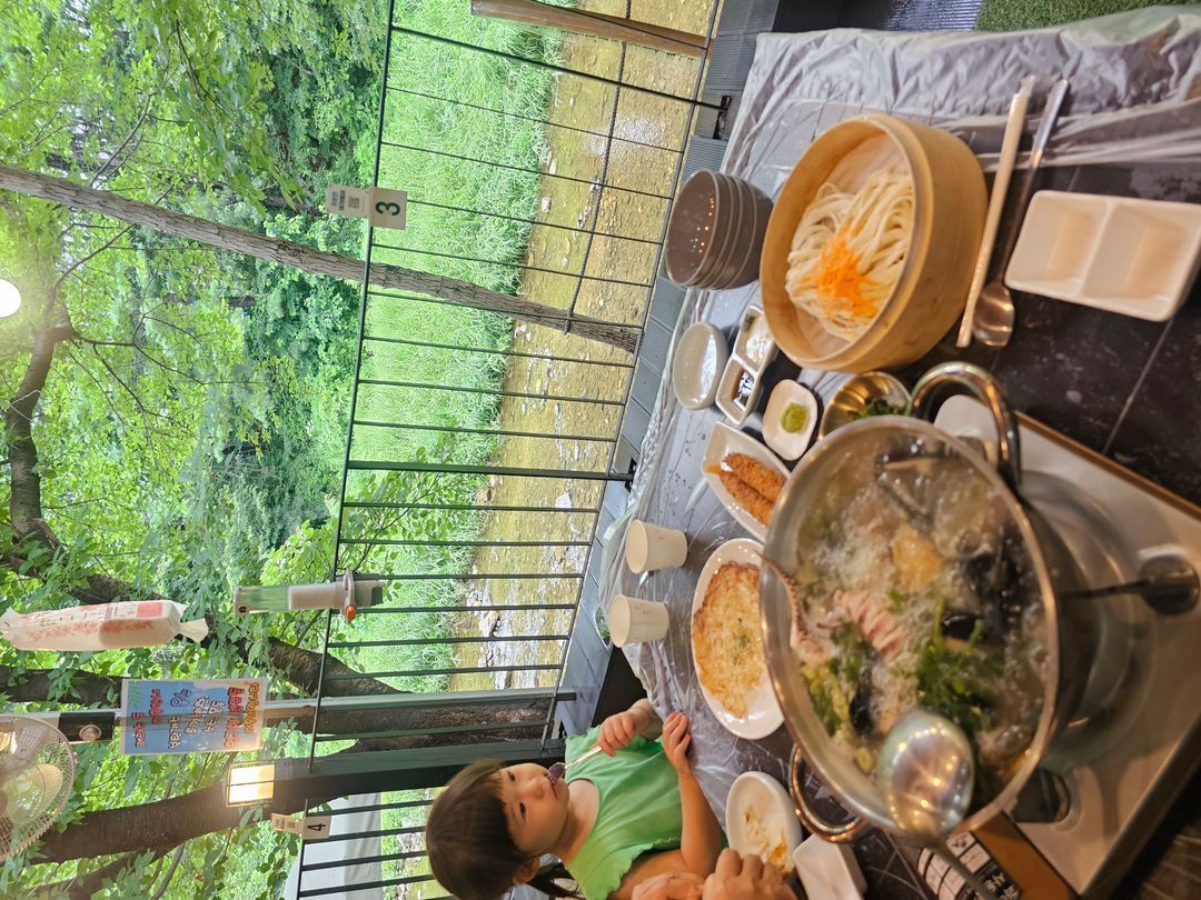 https://image.mom-mom.net/eyJidWNrZXQiOiJtb21tb20tbW9tc3RvdWNoIiwia2V5IjoicGxhY2VzLzY4N2ExNzljMmYyYTM4MjU2YTY0Yjk0NC5qcGciLCJlZGl0cyI6eyJyZXNpemUiOnsid2lkdGgiOjUwMCwiaGVpZ2h0IjozNzV9fX0=