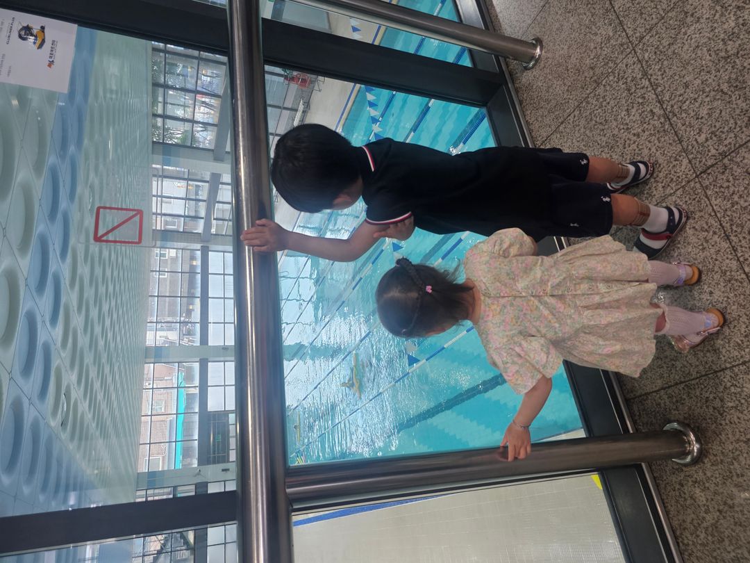 https://image.mom-mom.net/eyJidWNrZXQiOiJtb21tb20tbW9tc3RvdWNoIiwia2V5IjoicGxhY2VzLzY4ODljMDQ2ODJlNTE2Yzk2YmFlNTI2NS5qcGciLCJlZGl0cyI6eyJyZXNpemUiOnsid2lkdGgiOjUwMCwiaGVpZ2h0IjozNzV9fX0=