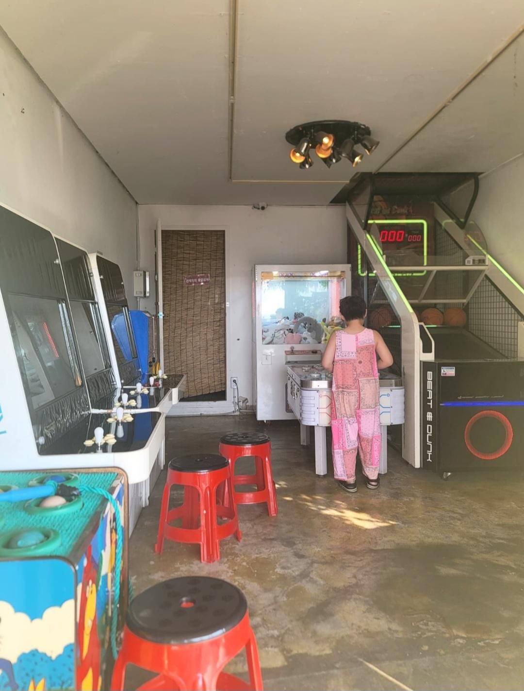 https://image.mom-mom.net/eyJidWNrZXQiOiJtb21tb20tbW9tc3RvdWNoIiwia2V5IjoicGxhY2VzLzY4OGM5MDI3MjJiZTk1MGNlYjAzMjQ5NS5qcGciLCJlZGl0cyI6eyJyZXNpemUiOnsid2lkdGgiOjM3OSwiaGVpZ2h0Ijo1MDB9fX0=