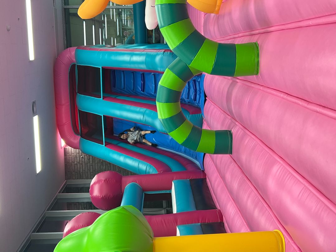 https://image.mom-mom.net/eyJidWNrZXQiOiJtb21tb20tbW9tc3RvdWNoIiwia2V5IjoicGxhY2VzLzY4OGVhMDZiY2JmOWRhNWI5ODlmYzc0Mi5qcGVnIiwiZWRpdHMiOnsicmVzaXplIjp7IndpZHRoIjo1MDAsImhlaWdodCI6Mzc1fX19