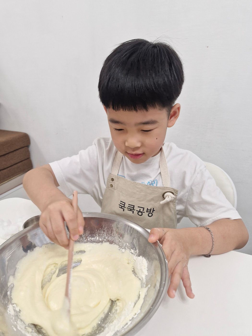 https://image.mom-mom.net/eyJidWNrZXQiOiJtb21tb20tbW9tc3RvdWNoIiwia2V5IjoicGxhY2VzLzY4OWYzYzVhMDdkZWFkMGIzOGYyMDZjOS5qcGVnIiwiZWRpdHMiOnsicmVzaXplIjp7IndpZHRoIjozNzUsImhlaWdodCI6NTAwfX19