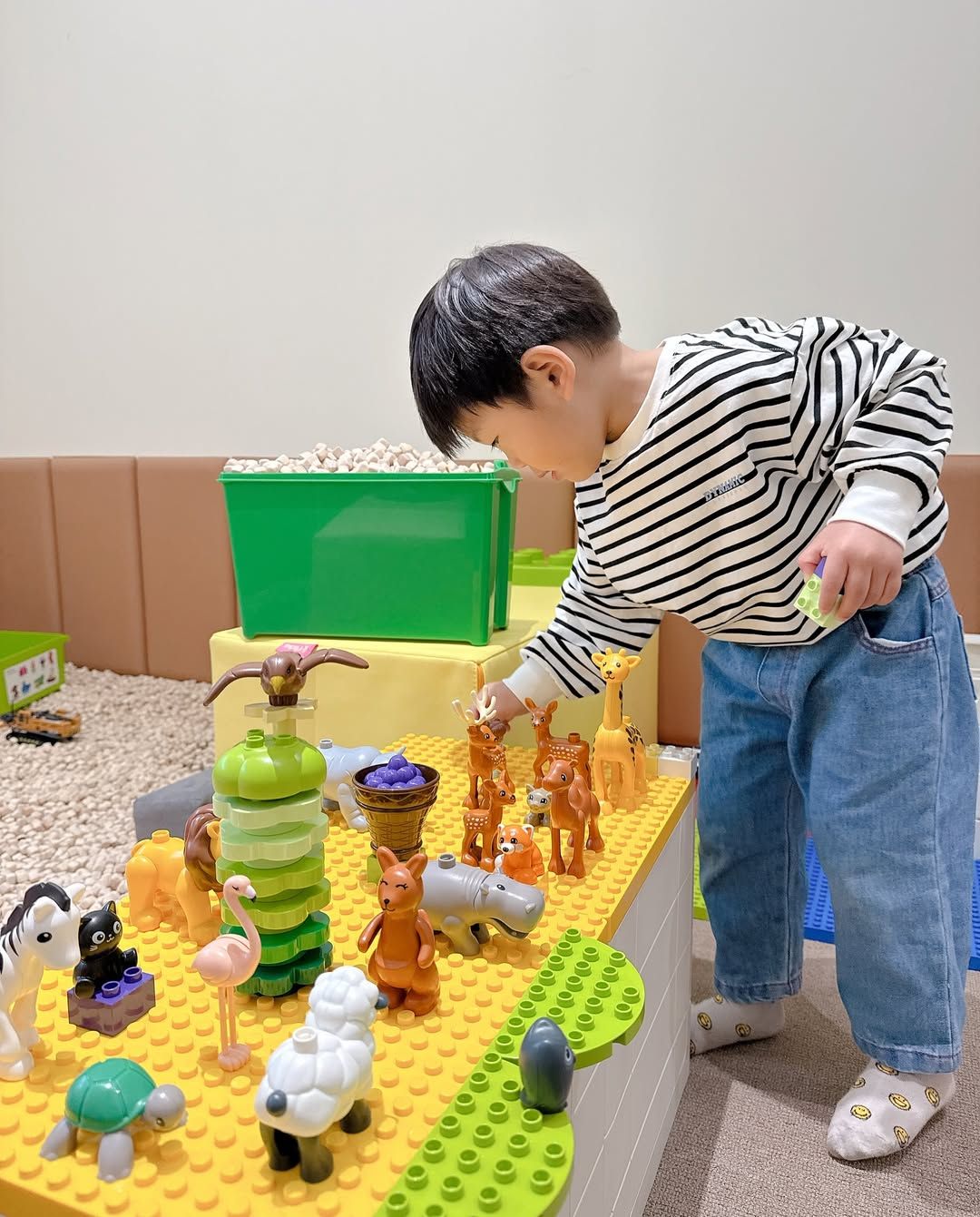 https://image.mom-mom.net/eyJidWNrZXQiOiJtb21tb20tbW9tc3RvdWNoIiwia2V5IjoicGxhY2VzLzY4MmQ1ZWJhODQyYmI5MTNlOTc4NzMwYi5qcGciLCJlZGl0cyI6eyJyZXNpemUiOnsid2lkdGgiOjQwMiwiaGVpZ2h0Ijo1MDB9fX0=