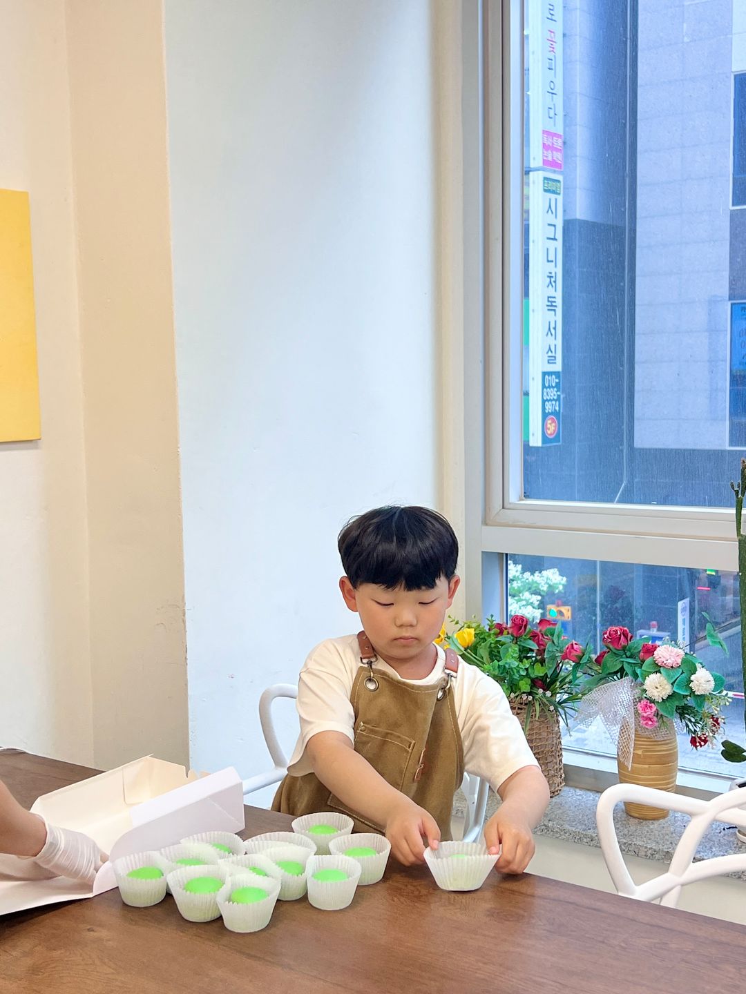 https://image.mom-mom.net/eyJidWNrZXQiOiJtb21tb20tbW9tc3RvdWNoIiwia2V5IjoicGxhY2VzLzY4MzE3ODljYzZlZDNlYjE4NzllNzRiMS5qcGVnIiwiZWRpdHMiOnsicmVzaXplIjp7IndpZHRoIjozNzUsImhlaWdodCI6NTAwfX19