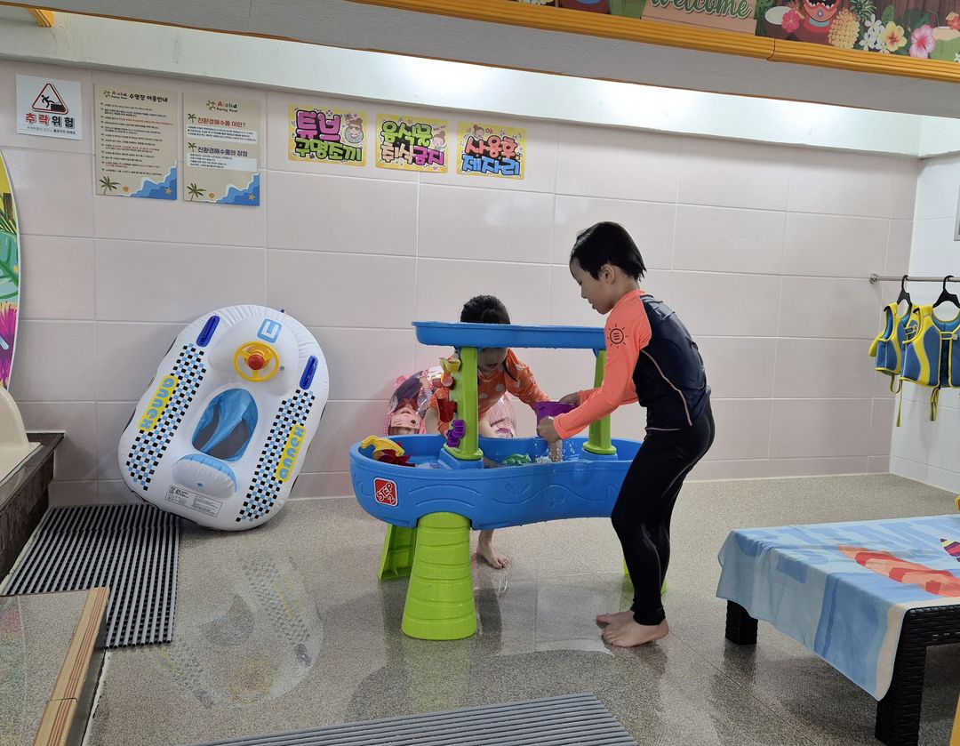 https://image.mom-mom.net/eyJidWNrZXQiOiJtb21tb20tbW9tc3RvdWNoIiwia2V5IjoicGxhY2VzLzY4MzZhMmM3NzY1NDYxMTg1ZDkzYTA4Ni5qcGciLCJlZGl0cyI6eyJyZXNpemUiOnsid2lkdGgiOjUwMCwiaGVpZ2h0IjozODh9fX0=