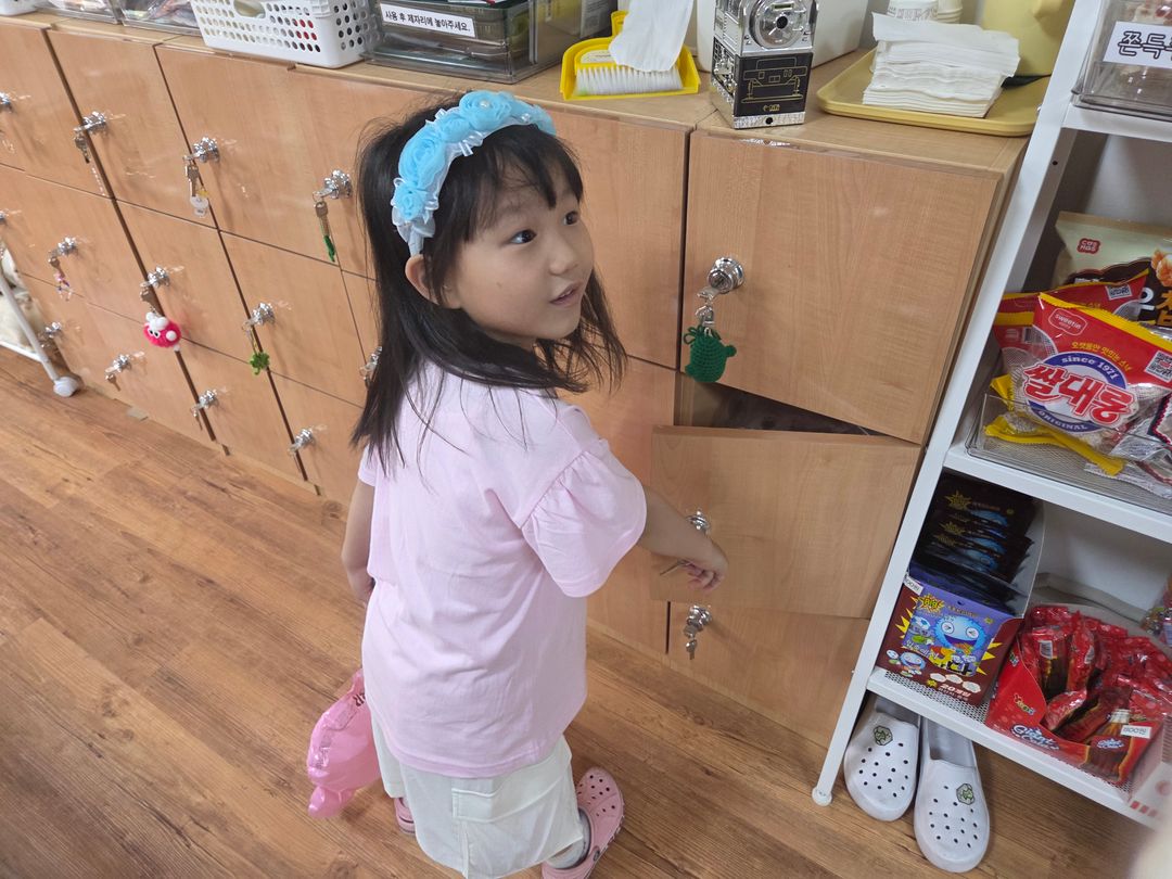 https://image.mom-mom.net/eyJidWNrZXQiOiJtb21tb20tbW9tc3RvdWNoIiwia2V5IjoicGxhY2VzLzY4M2ZhYzExOGU0NmVmMTA5YzFmNTRjNC5qcGciLCJlZGl0cyI6eyJyZXNpemUiOnsid2lkdGgiOjUwMCwiaGVpZ2h0IjozNzV9fX0=