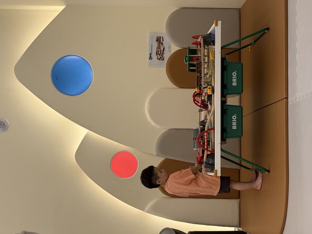 https://image.mom-mom.net/eyJidWNrZXQiOiJtb21tb20tbW9tc3RvdWNoIiwia2V5IjoicGxhY2VzLzY4ZDdhY2RhZjJiZDdjNTJmMDA2ZTUyNC5qcGVnIiwiZWRpdHMiOnsicmVzaXplIjp7IndpZHRoIjo1MDAsImhlaWdodCI6Mzc1fX19