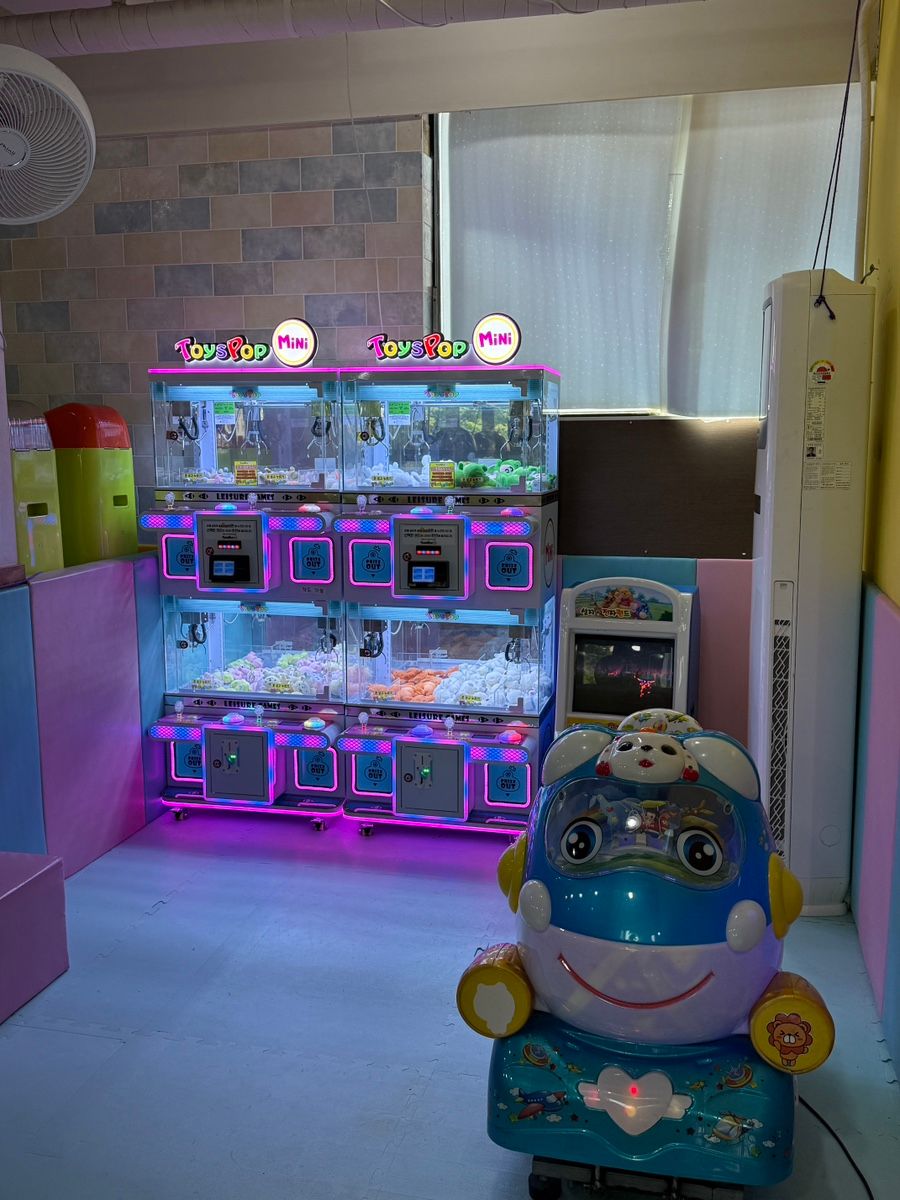 https://image.mom-mom.net/eyJidWNrZXQiOiJtb21tb20tbW9tc3RvdWNoIiwia2V5IjoicGxhY2VzLzY5MDE3NjQ1NzQ0MDgwOTg5YmZjNmY1Ni5qZmlmIiwiZWRpdHMiOnsicmVzaXplIjp7IndpZHRoIjozNzUsImhlaWdodCI6NTAwfX19