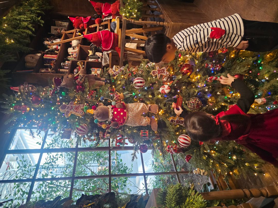 <팝업> 2025 더현대 서울 크리스마스 '아뜰리에 드 노엘'(~25/12/31)