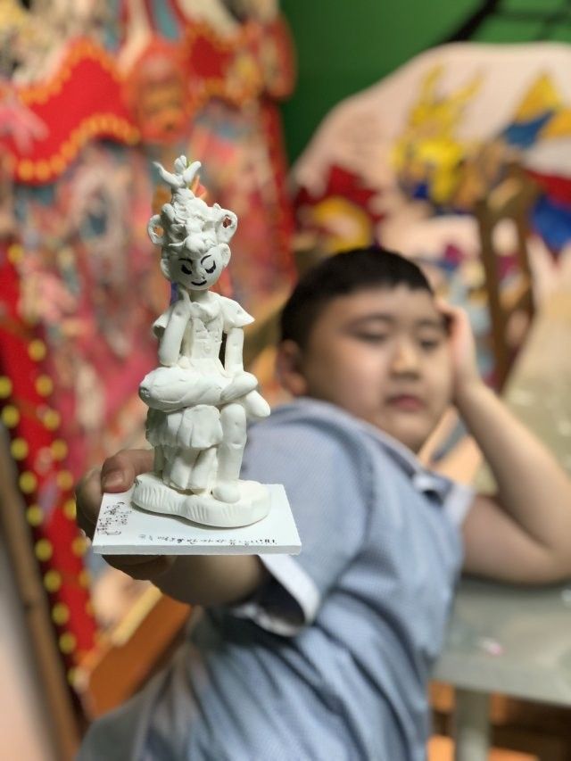 https://image.mom-mom.net/eyJidWNrZXQiOiJtb21tb20tbW9tc3RvdWNoIiwia2V5IjoicGxhY2VzLzY5MWQ1OGIxZjRiMmMzYjQyMmM4ZDY5NS5qcGVnIiwiZWRpdHMiOnsicmVzaXplIjp7IndpZHRoIjozNzUsImhlaWdodCI6NTAwfX19