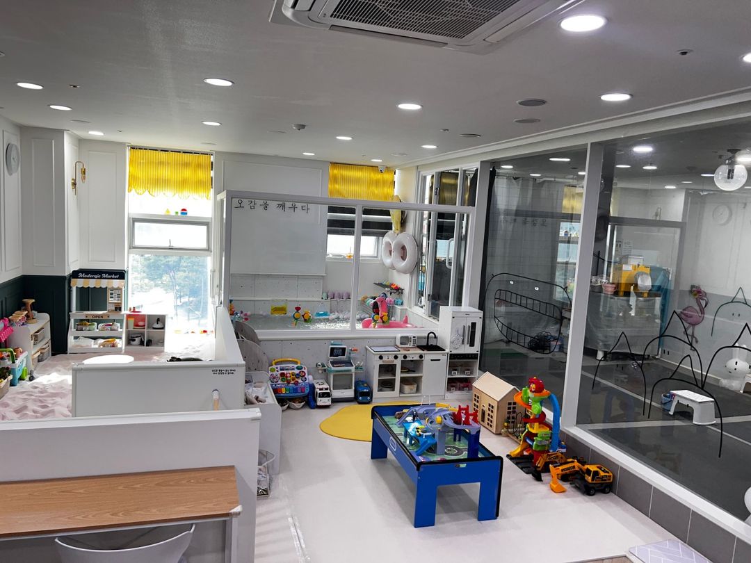 오감을깨우다 모래놀이 & 드로잉 키즈카페