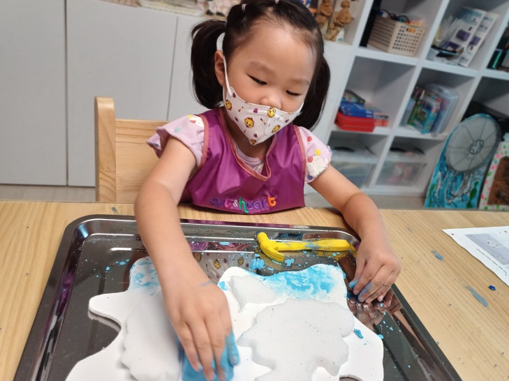 https://image.mom-mom.net/eyJidWNrZXQiOiJtb21tb20tbW9tc3RvdWNoIiwia2V5IjoicGxhY2VzLzY5YWVjZDRjODlmNTQxNjc3NTU2Nzg0Ni5wbmciLCJlZGl0cyI6eyJyZXNpemUiOnsid2lkdGgiOjUwMCwiaGVpZ2h0IjozNzR9fX0=