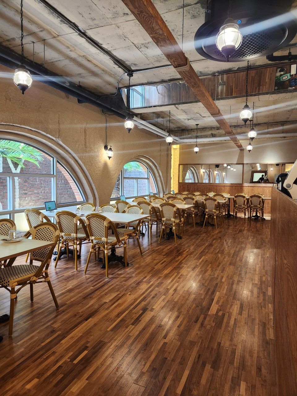 뽁식당 행궁동점