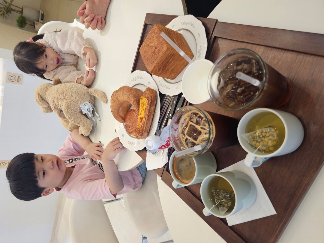 https://image.mom-mom.net/eyJidWNrZXQiOiJtb21tb20tbW9tc3RvdWNoIiwia2V5IjoicGxhY2VzLzY5ZjZlNjEwM2YyYzc5Y2NhNzBiODFkYi5qcGciLCJlZGl0cyI6eyJyZXNpemUiOnsid2lkdGgiOjUwMCwiaGVpZ2h0IjozNzV9fX0=