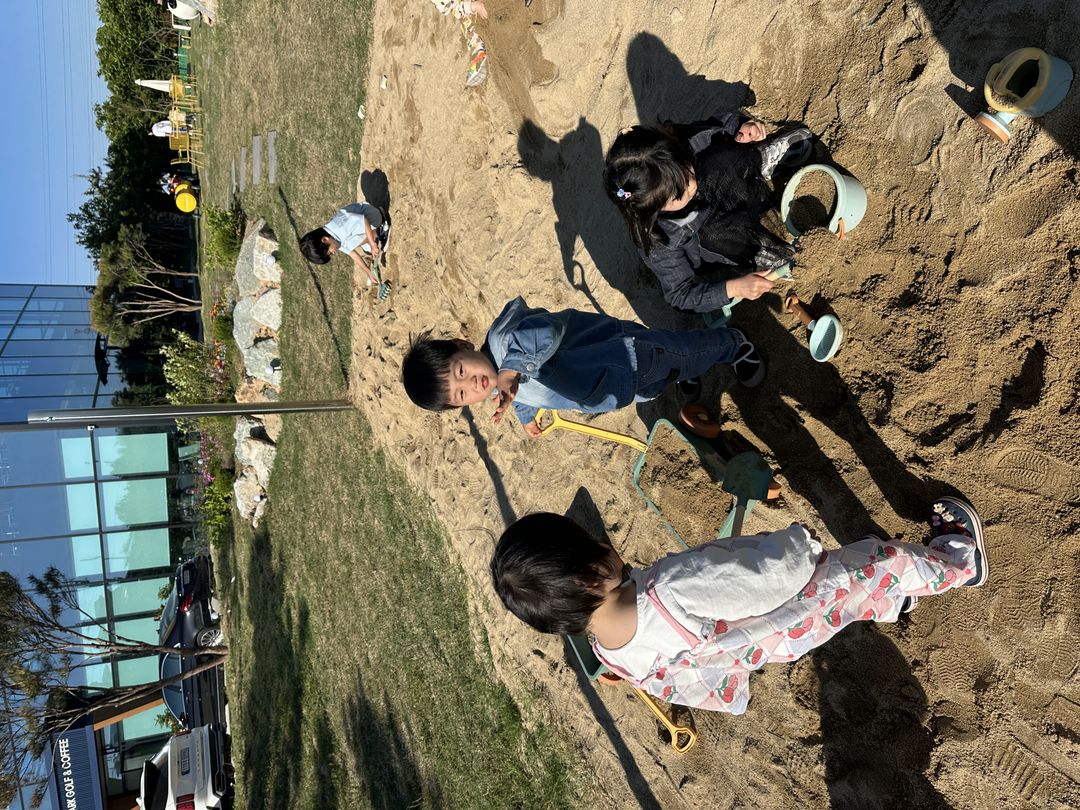 https://image.mom-mom.net/eyJidWNrZXQiOiJtb21tb20tbW9tc3RvdWNoIiwia2V5IjoicGxhY2VzLzY5ZmJmMDAyNjZkODUwMmNjODVhZTMxNC5KUEciLCJlZGl0cyI6eyJyZXNpemUiOnsid2lkdGgiOjUwMCwiaGVpZ2h0IjozNzV9fX0=