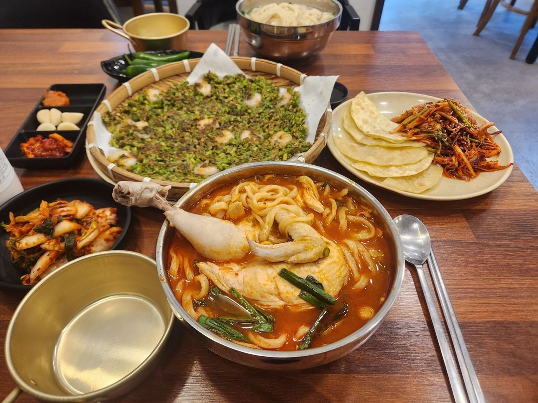 우성닭칼국수 광안리